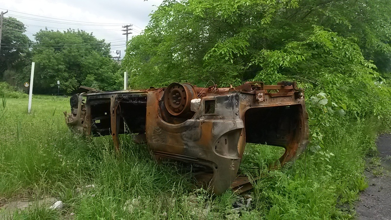 Illustration for article titled Abandoned Cars of Detroit. Pt III